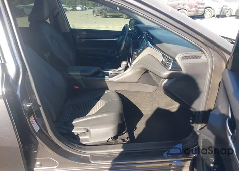 2018 Toyota Camry Se из США, поврежденный, VIN 4T1B11HK5JU619880